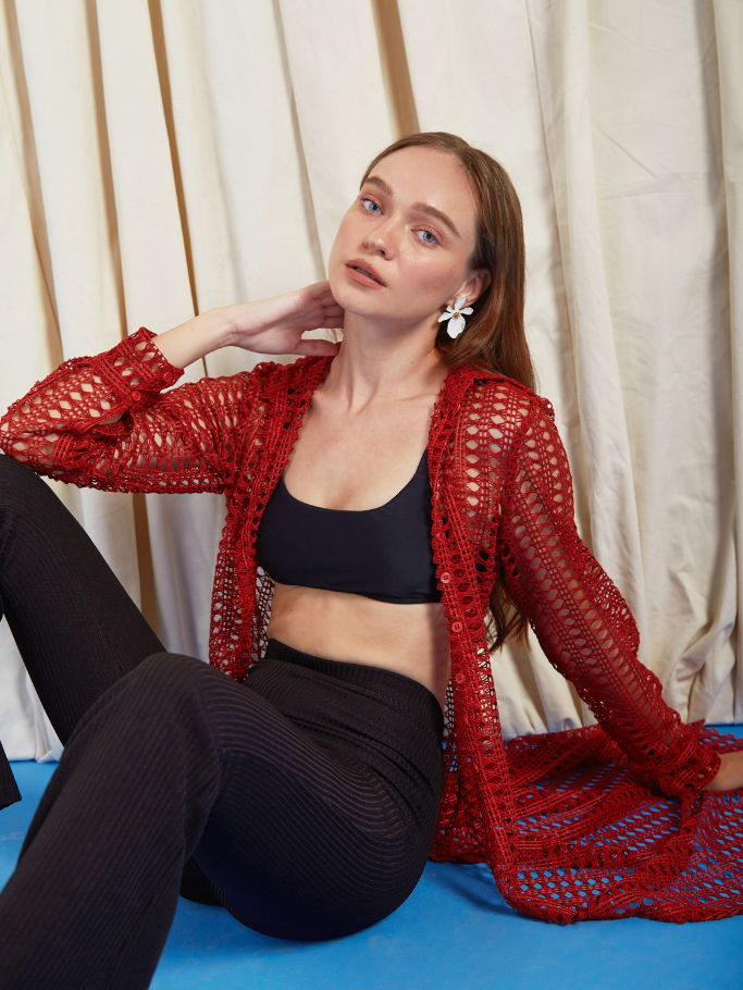 COCO SIN - Áo Sheer Đỏ Dáng Dài