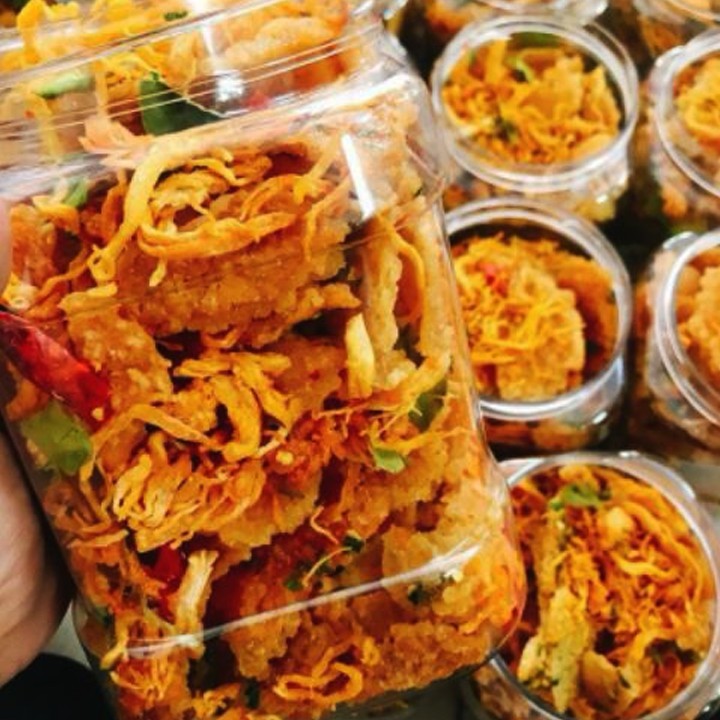 Cơm Cháy Lắc Khô Gà - Hộp 500gr