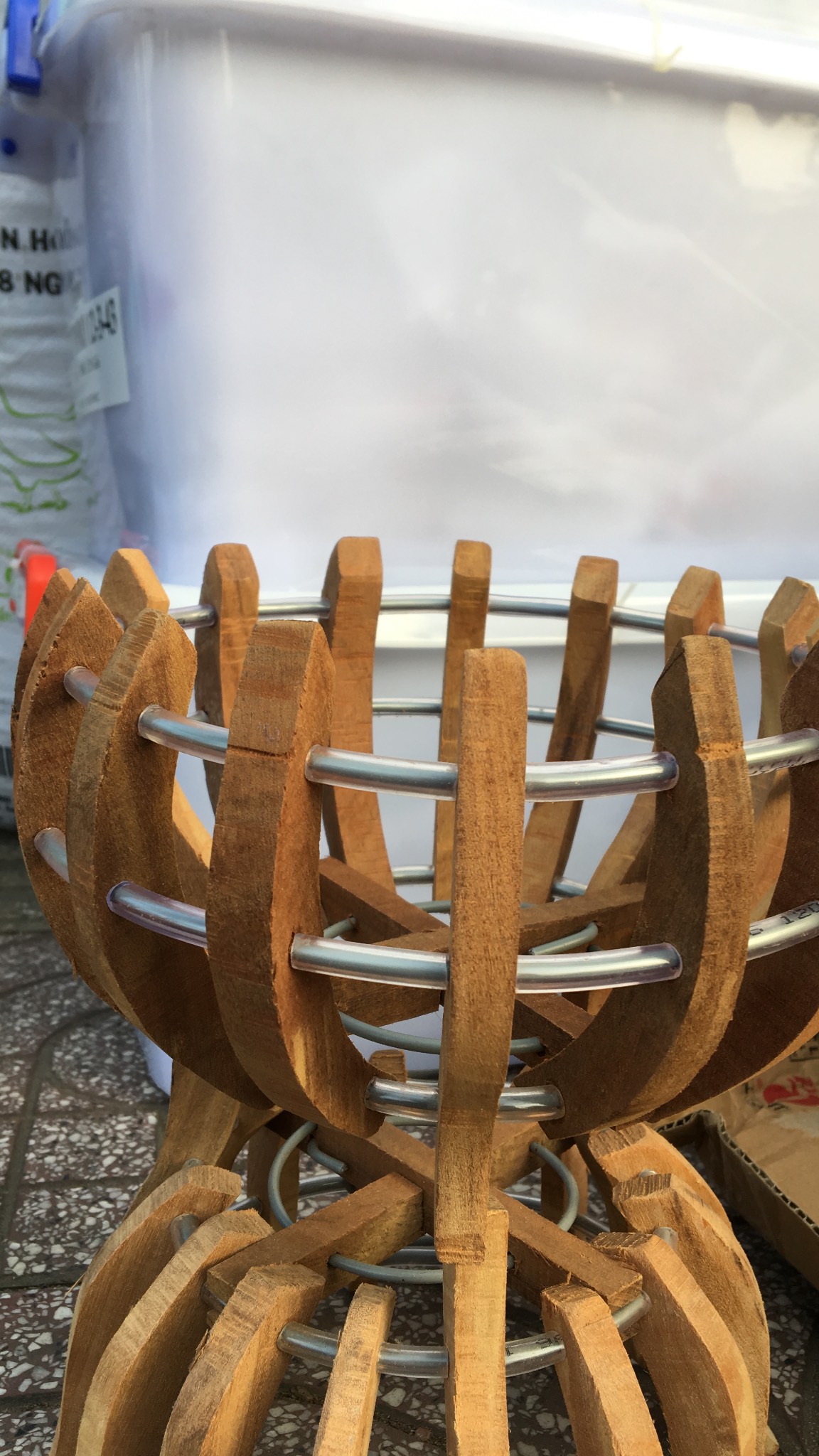 Chậu gỗ nghiến 25 cm 01 cái