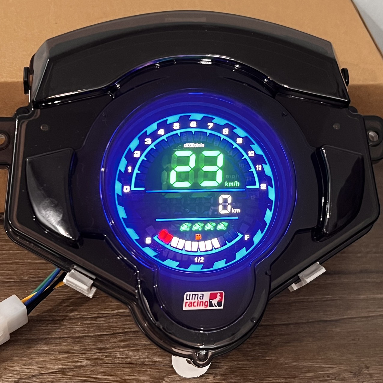 Đồng hồ điện tử xe máy UMA - đồng hồ đo tốc độ hiển thị màn hình LCD gắn EXCITER 135 và  EXCITER từ 2011- 2014  ( 2 MẪU )