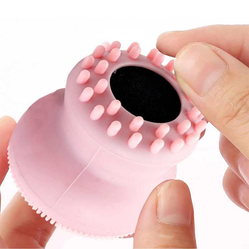 Handy octopus shaped silicone face brush