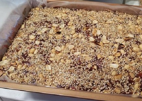 Kẹo chuối Hoàng Gia dẻo thơm ngon