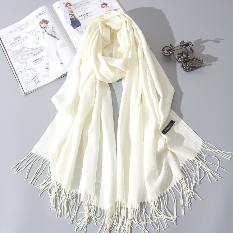 Khăn choàng cổ Cashmere cao cấp.