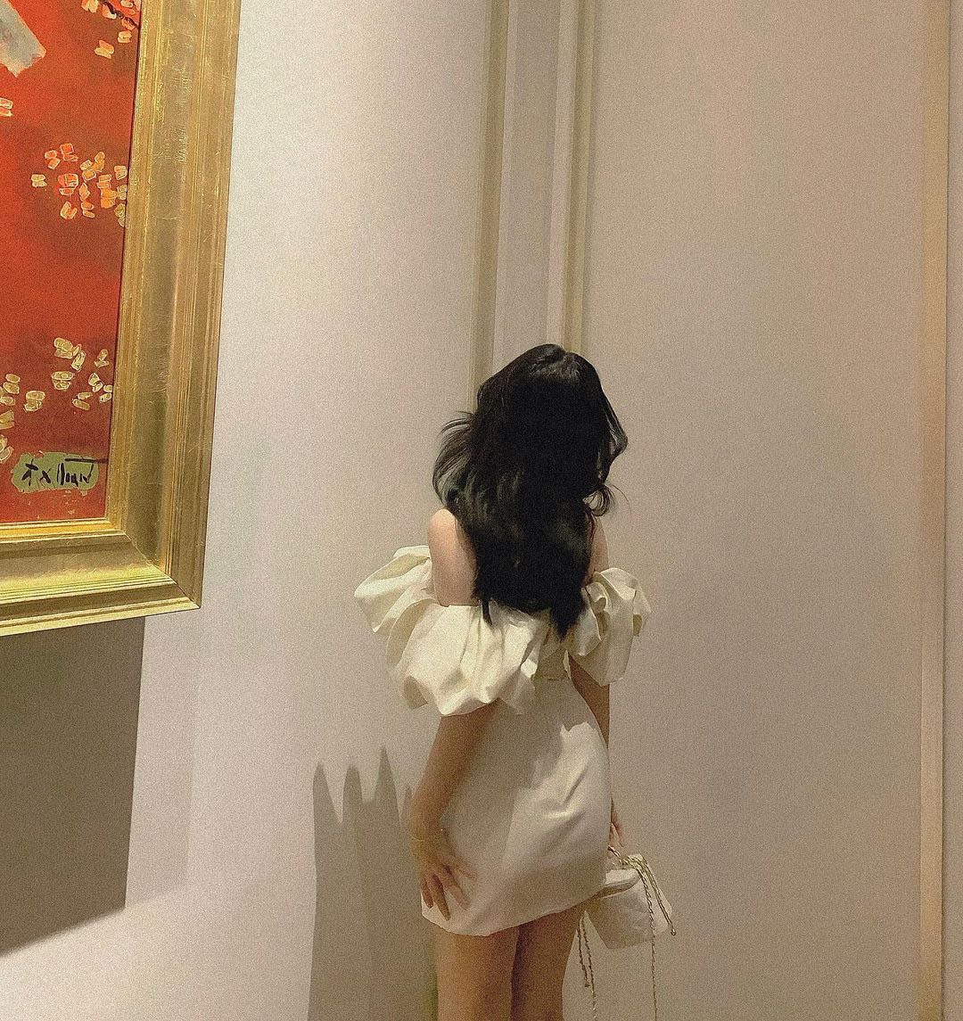 Elegant Studio Đầm bèo vai thời trang Mini Dress