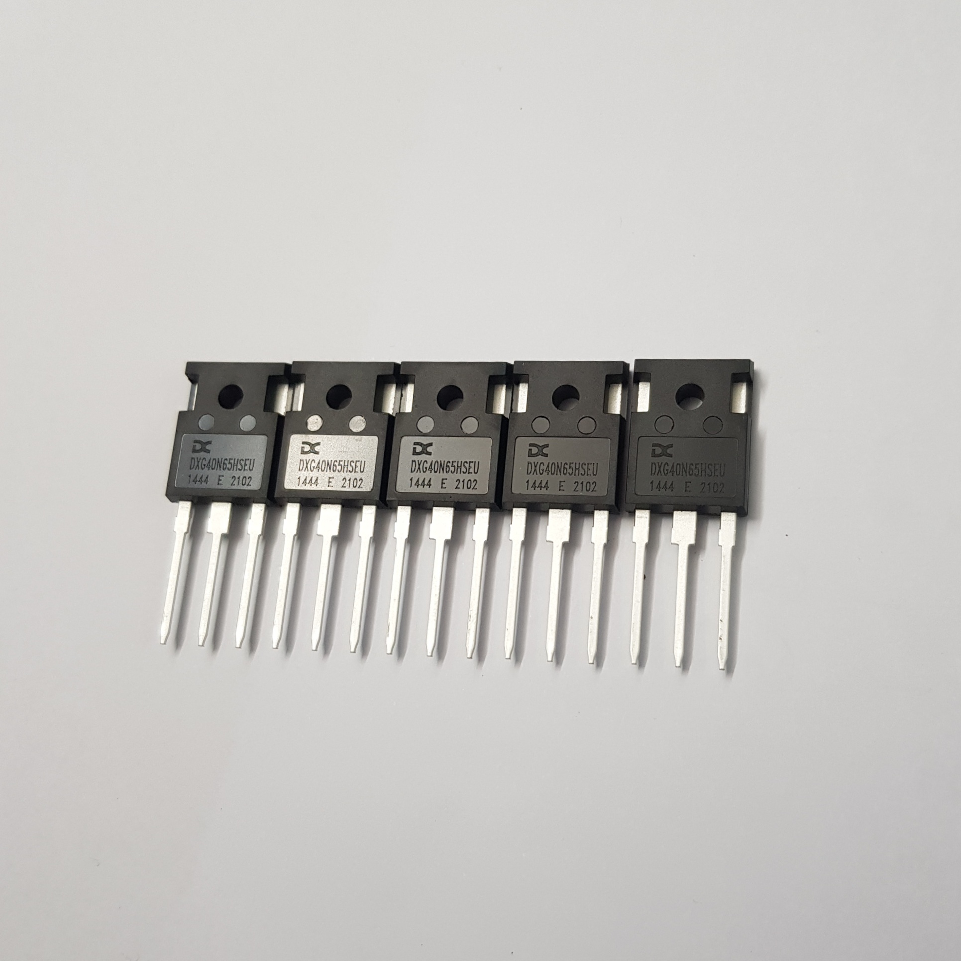 IGBT 40N65