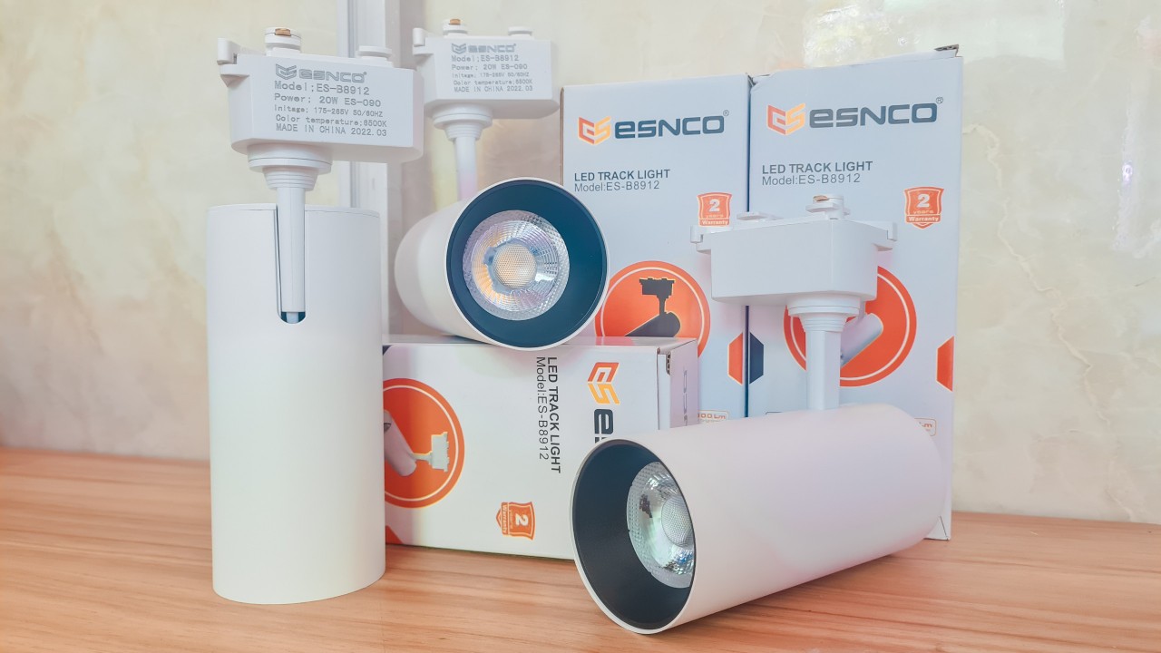 COMMBO 3 ĐÈN RỌI 20W TẶNG KÈM THANH RAY 1M