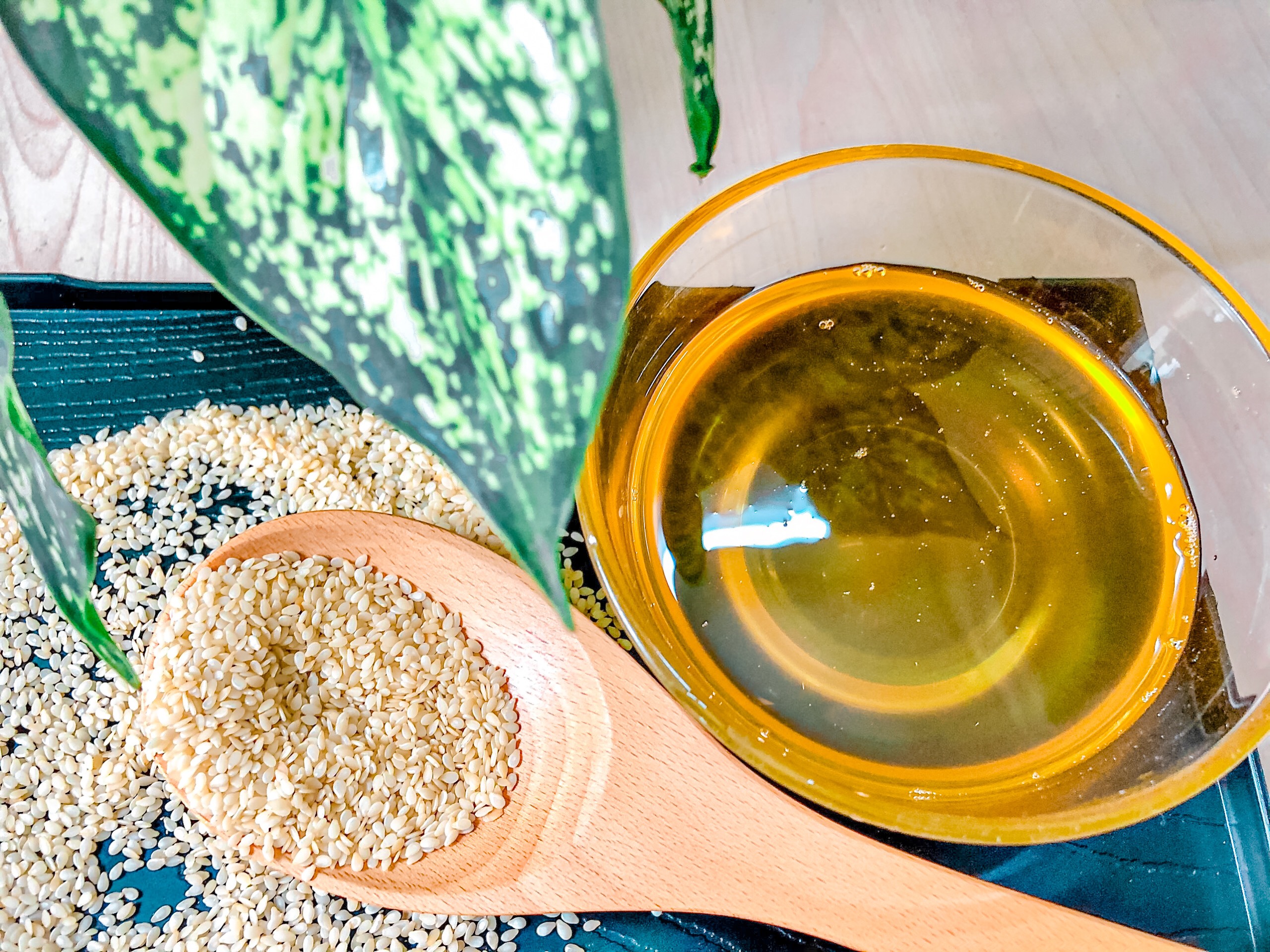 Dầu Mè Trắng - chai 500ml