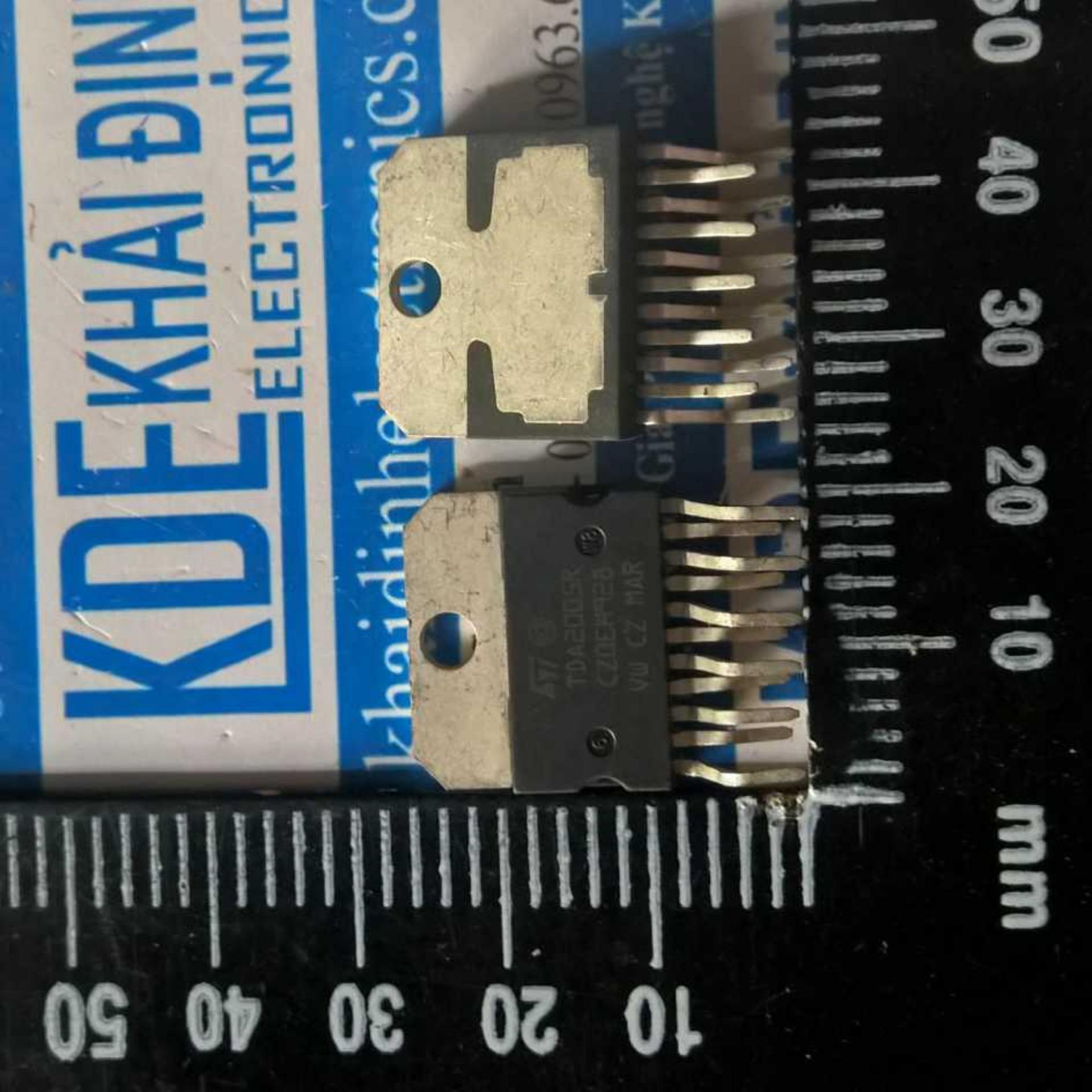 2 con tda2005r ic khuếch đại âm thanh kde1570