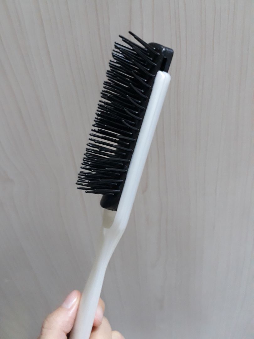 Lược chải tóc trắng Sakura hàng Nhật khẩu từ Nhật Bản