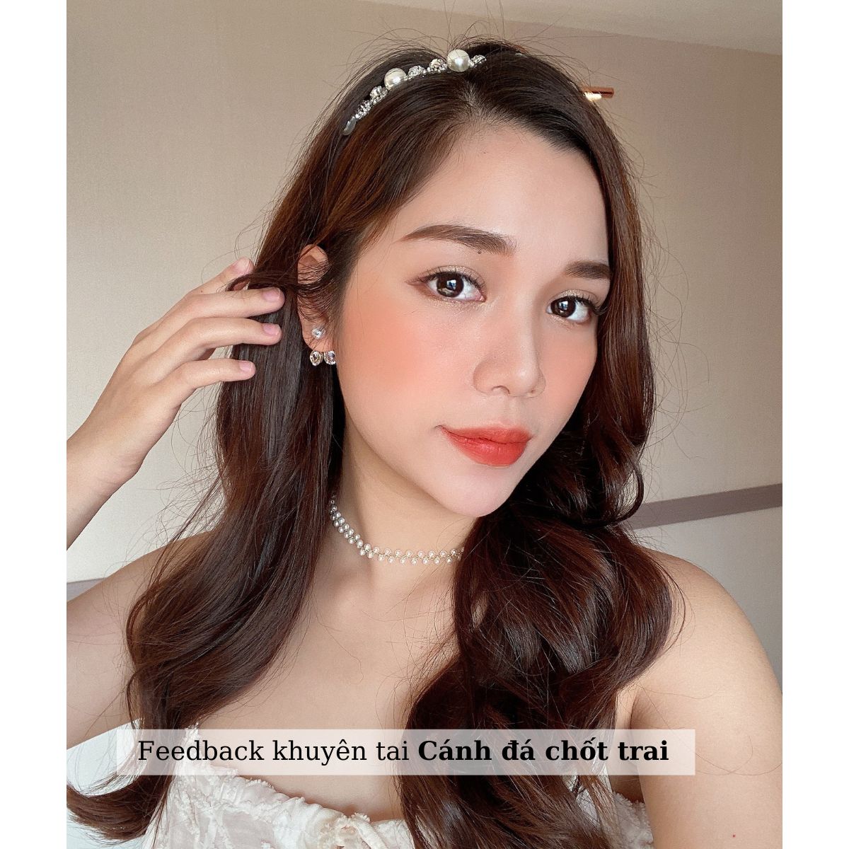 Khuyên tai cánh đá chốt hạt trai De Coco