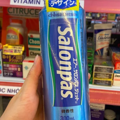 Chai xịt giảm đau Salonpas Nhật Bản (300ml mẫu mới 2020)