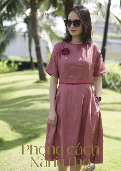 Đầm linen thêu tay ARIEL - MaxMessi