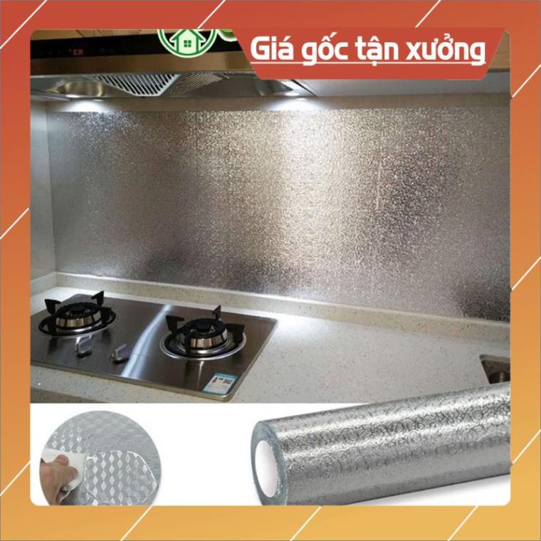 Cuộn giấy bạc dán bếp chống thấm cách nhiệt bền đẹp kích thước 2m
