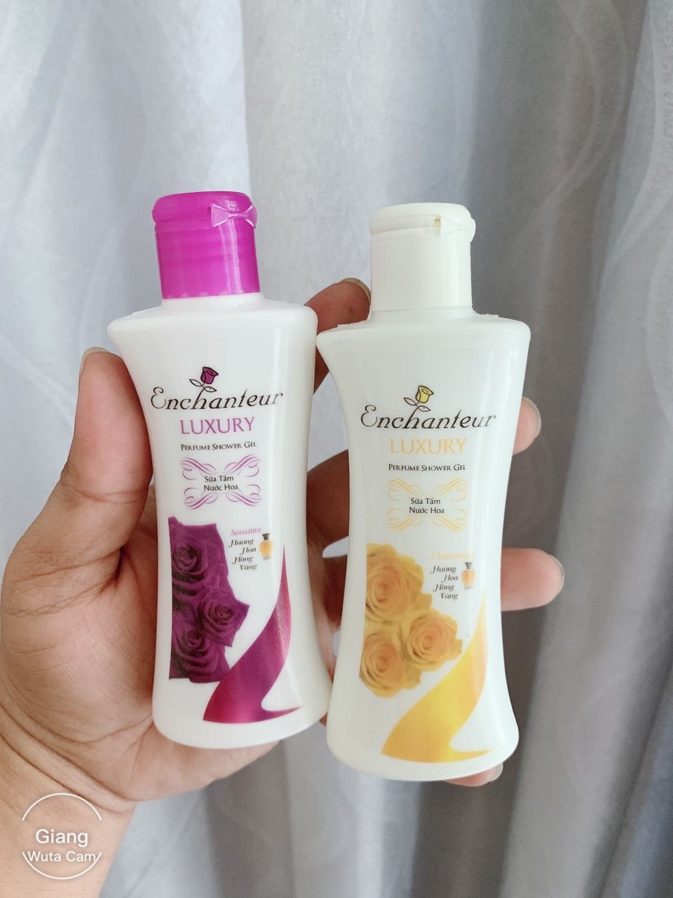 combo 2 chai sữa tắm enchanteur 120ml