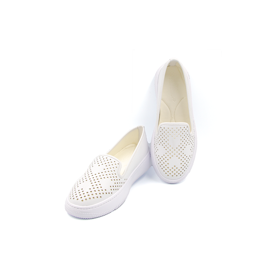 Nhập mã LAZSOCIAL99 | Giảm 30% đơn 199k - GIÀY SNEAKER NỮ TOMOYO DA MICROFIBER "SIÊU NHẸ" TMW20907