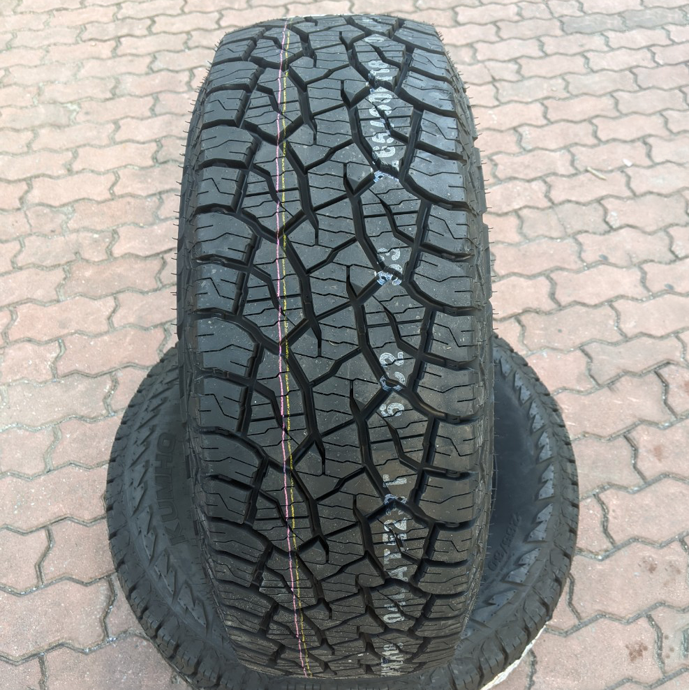 265/60r18 Kumho AT52 110T