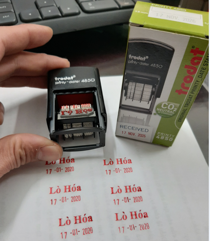 Dấu ngày tháng năm + nội dung phía trên (Trodat 4850)