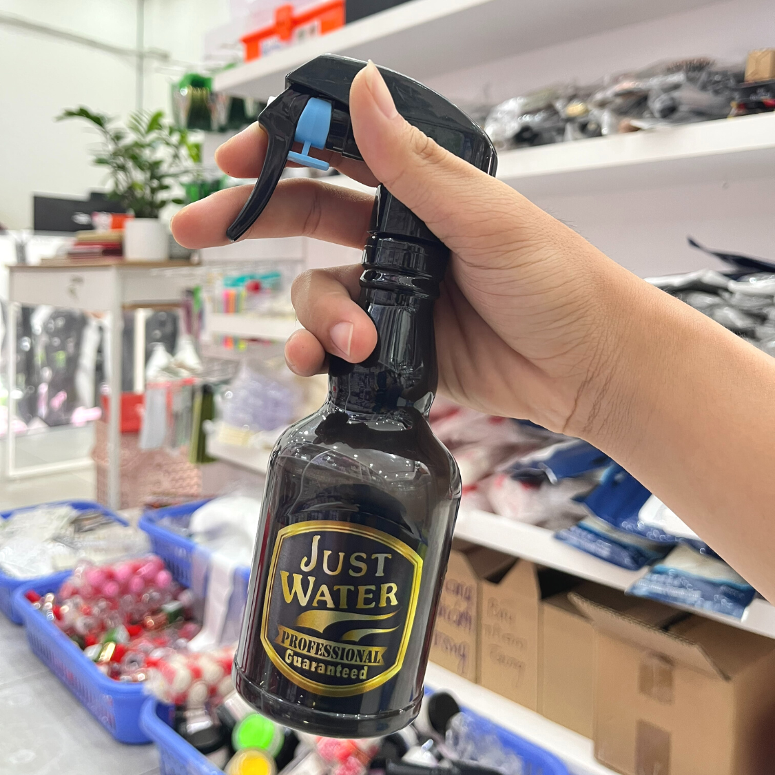 Bình xịt nước cắt tóc, bình xịt barber phun sương, thể tích 280ml