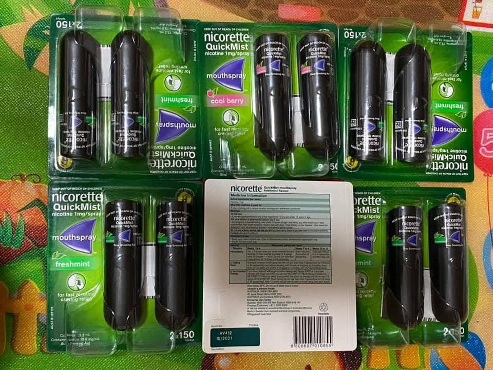Xịt Nicorette vị bạc hà QuickMist khử mùi miệng freshmint 150 lần