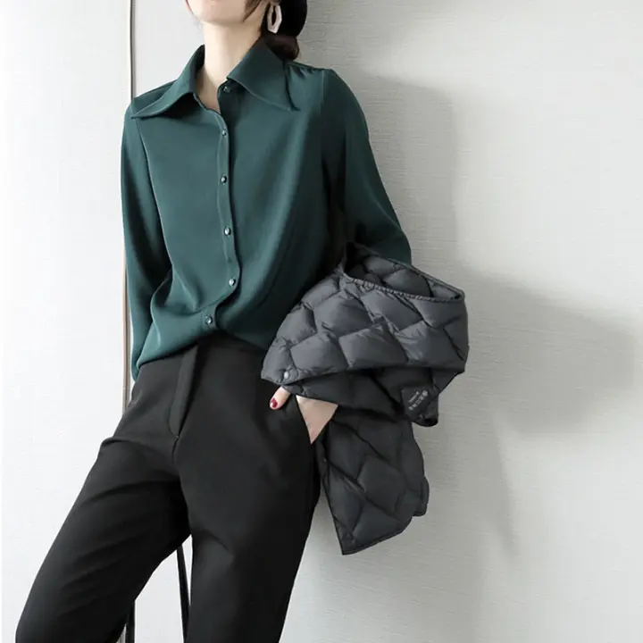 green shirt women's