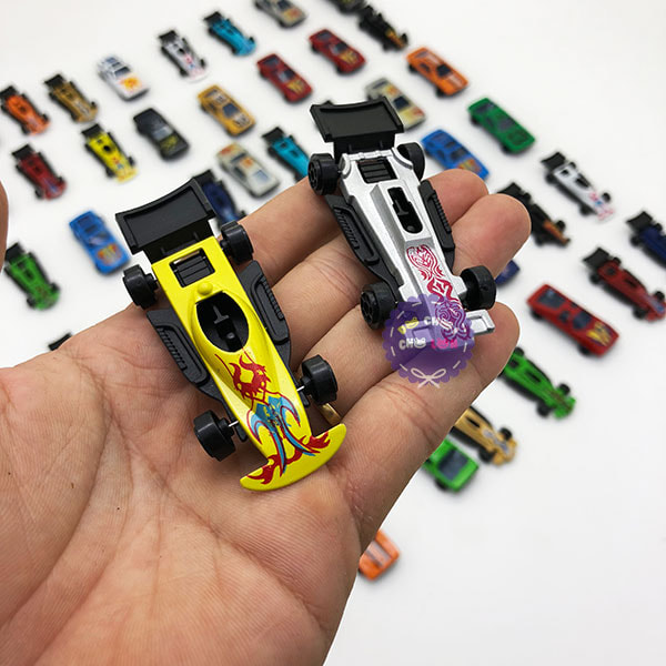Set 50 ô tô sắt cho bé