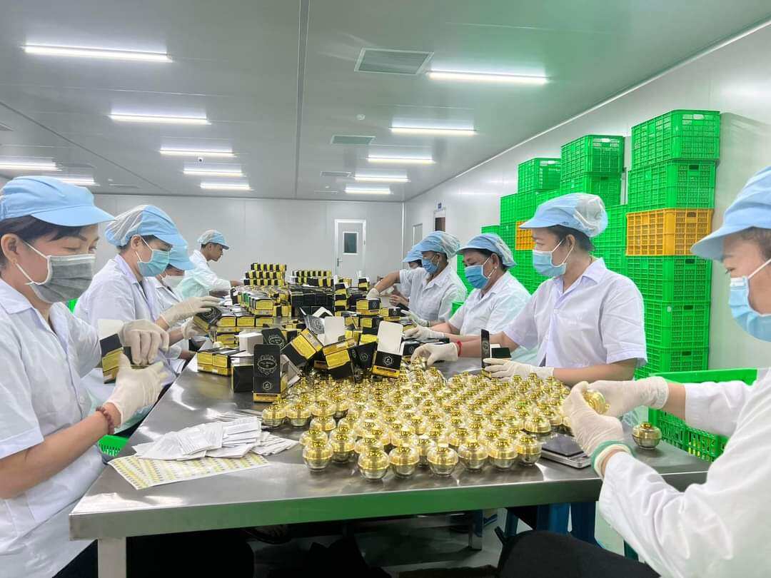 Kem chuyên Mụn HUỲNH ĐỖ