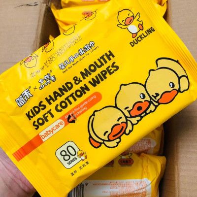 Hộp 10 gói khăn giấy ướt vịt vàng DUCKLING Nội Địa Trung _ nhutrang-anphu