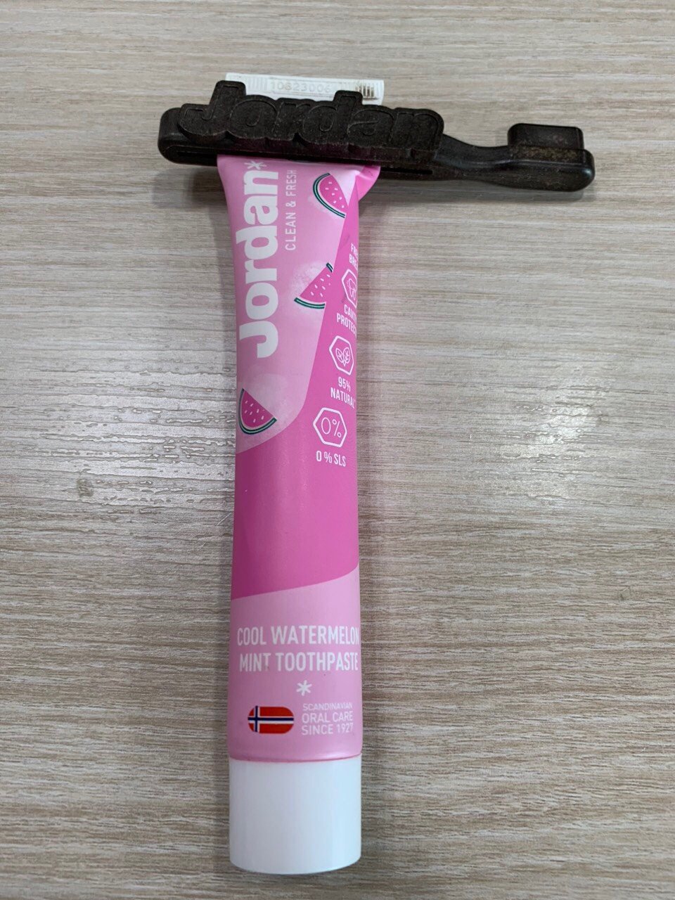 [Hàng tặng - Không bán] -Dụng Cụ Lấy Kem Đánh Răng Jordan Toothpaste Squezer