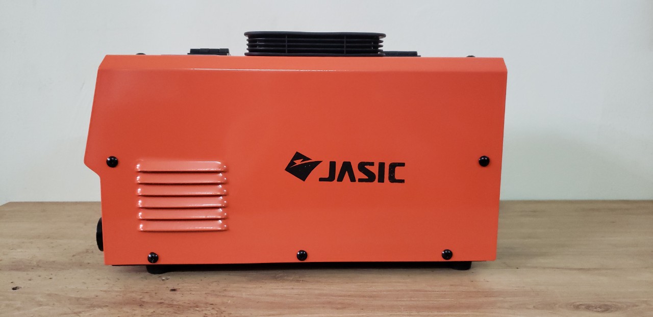 Máy hàn mig 2 chức năng Jasic MIG 200 - ( Tặng kèm cuộn dây 1kg, đôi bao tay hàn, 3 béc hàn)