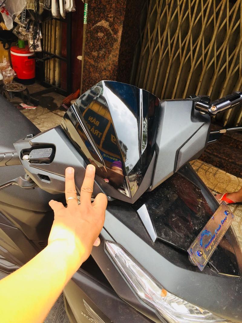 chắn gió Vario 125-150 21018