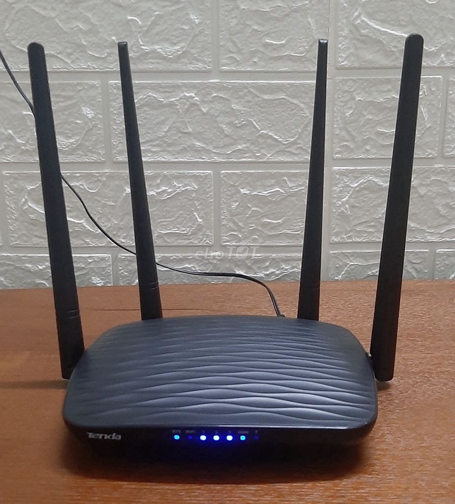 Router WiFi 2 băng tần AC1200 Tenda AC5 (Cũ)