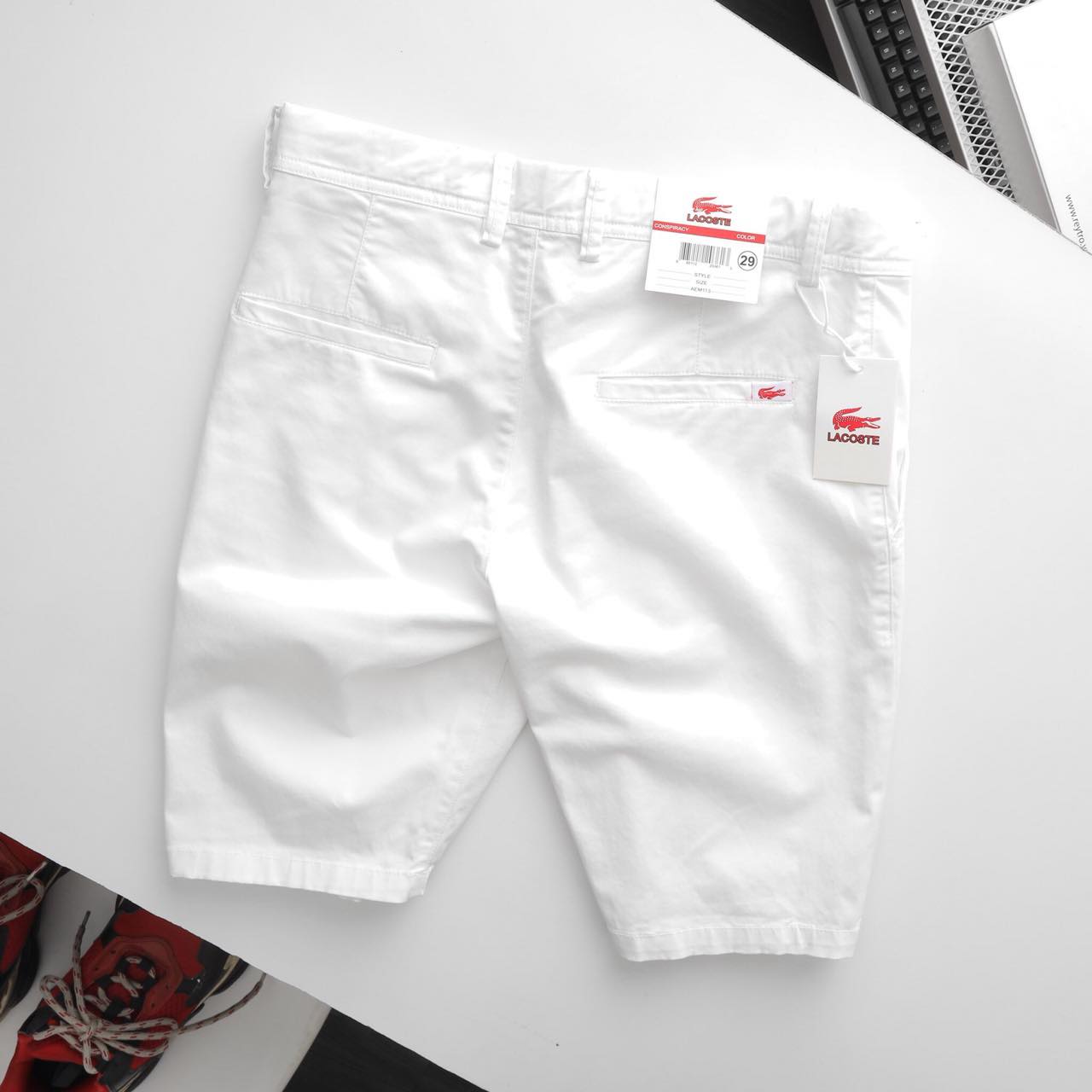Quần short kaki Lacos form basic vải chính phẩm co giãn nhẹ - shop LASTORE