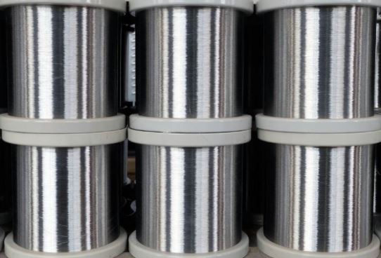 Dây inox 304 phi 1ly hàng đẹp(cuộn 5 mét)