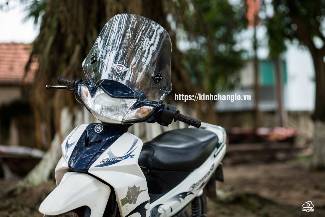 Kính Chắn Gió Xe SIRIUS - KC100SR