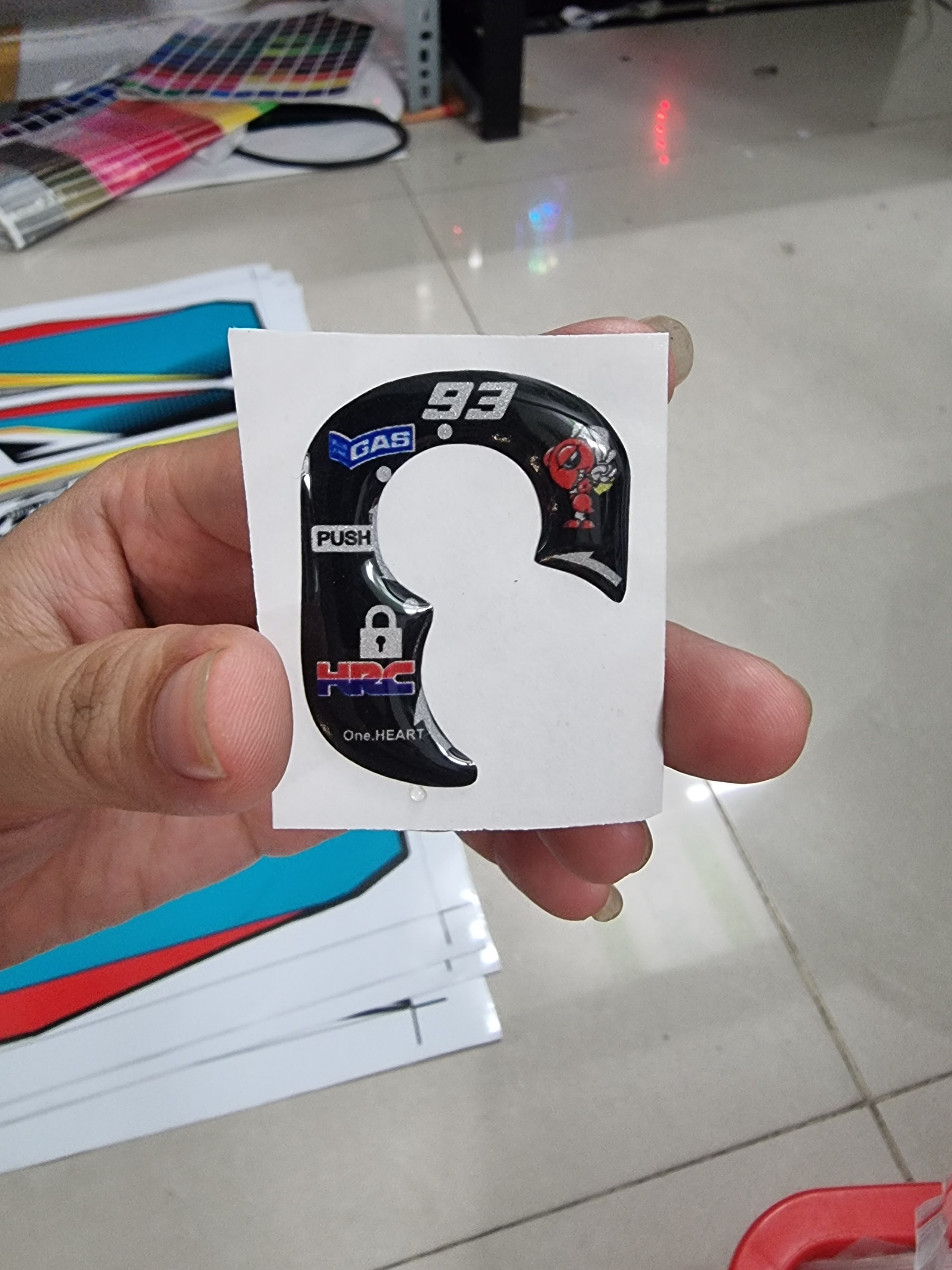 Tem dán ổ khóa xe winner nổi phản quang