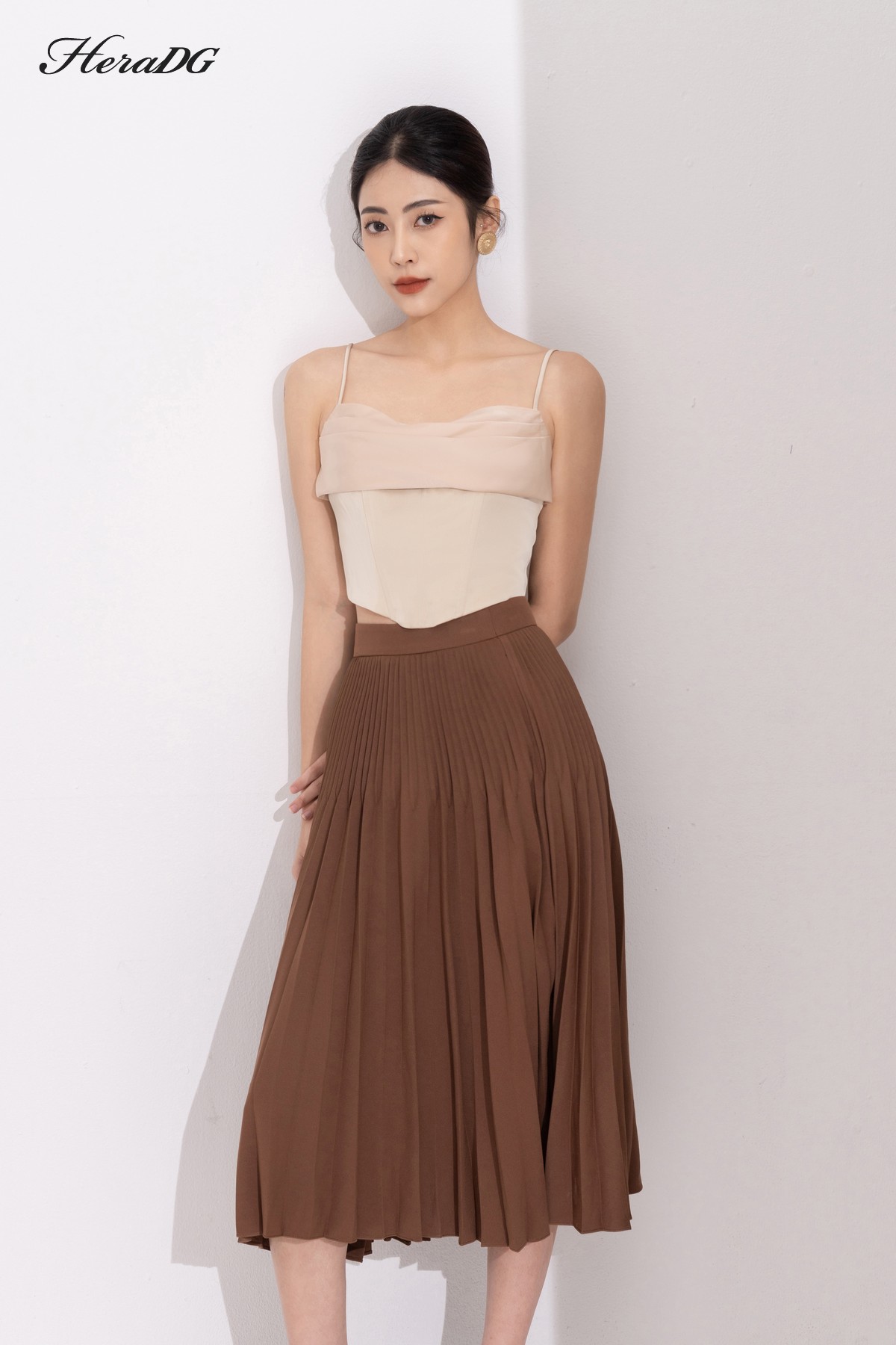 Voucher siêu sale 15% chân váy dập ly dáng xòe xẻ quạt heradg wjpbb2028