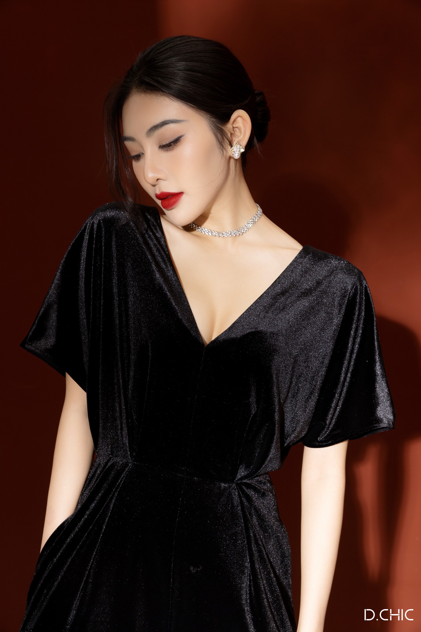D.CHIC Jumsuit dài tay lỡ cổ V MS: 582249