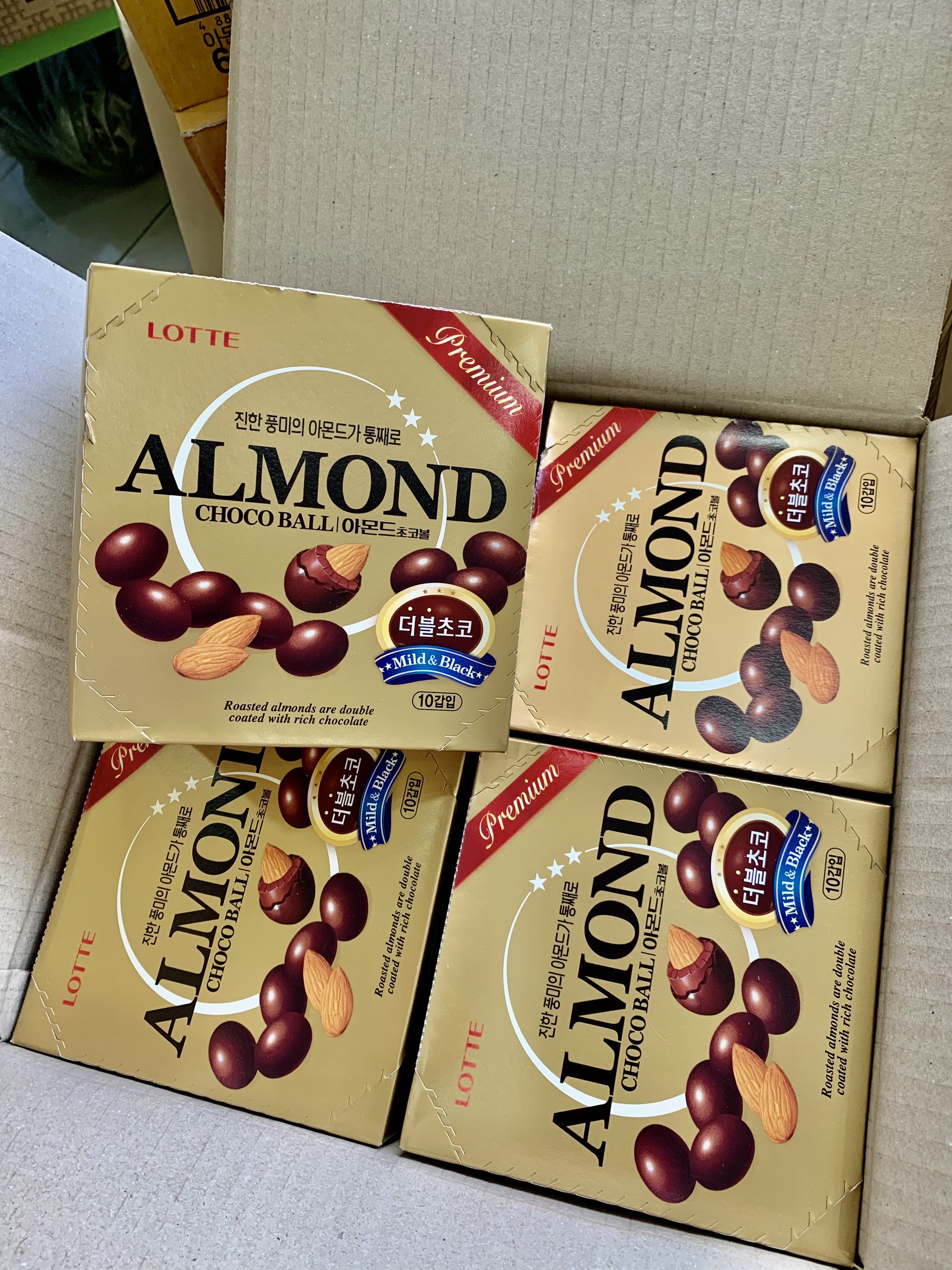 Socola hạnh nhân Hàn Quốc ALMOND (46g/Hộp)