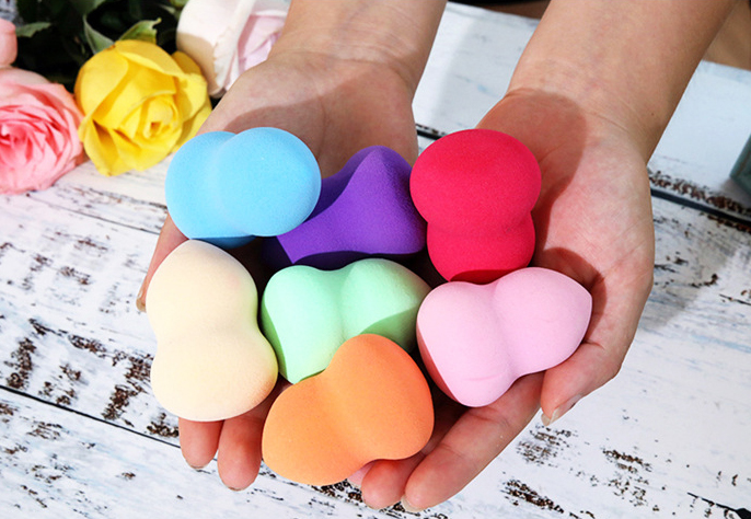 COMBO 2 Bông mút tán kem nền hình hồ lô