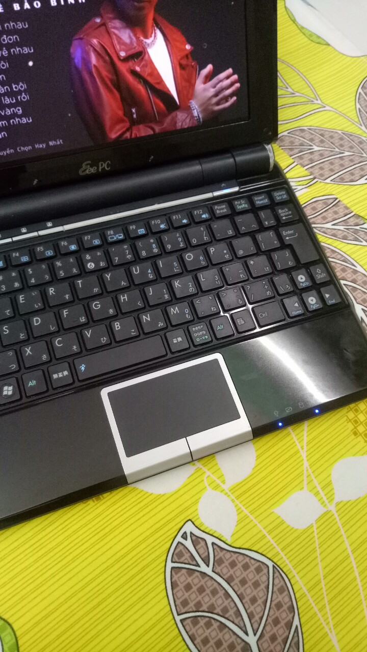 laptop ASUS mini, ram 2g hdd ,120G