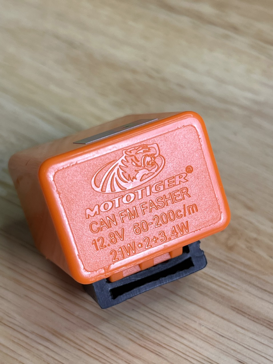 [RBCL9001AA] Cục chớp xi nhan điện tử xe máy 12v