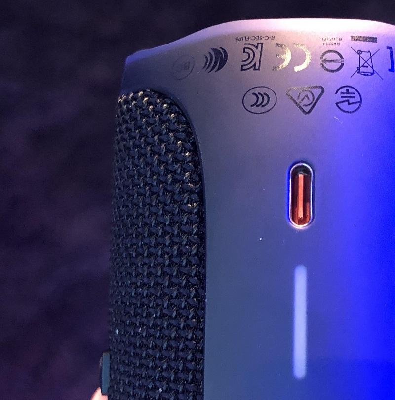Loa bluetooth JBL Flip 5