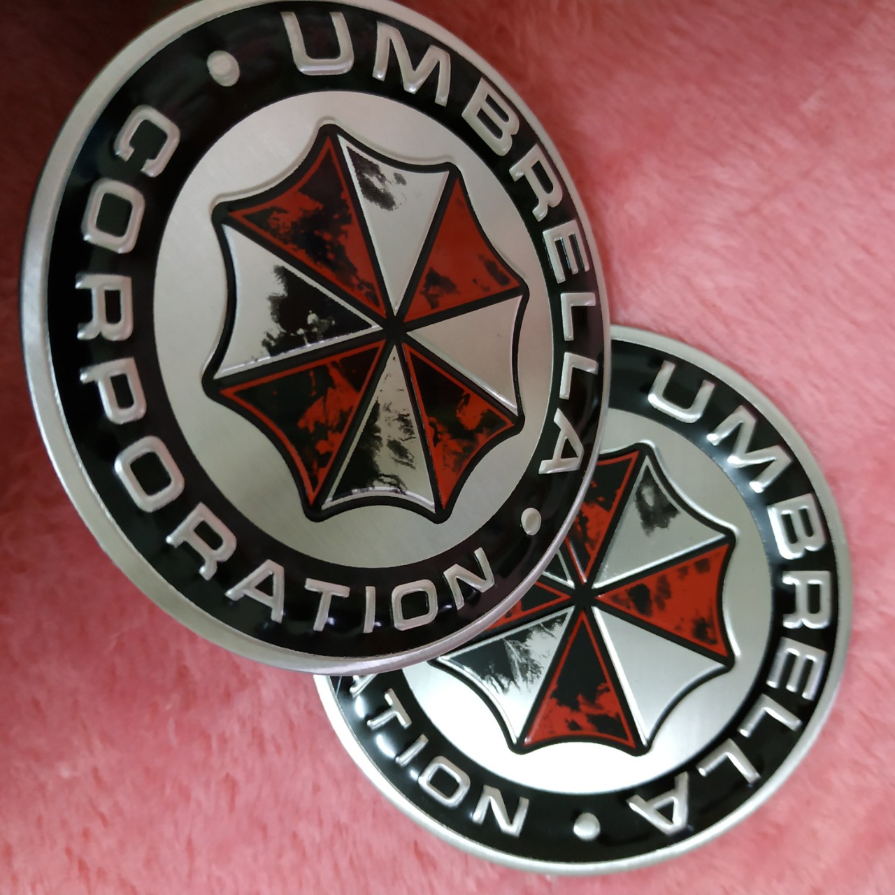 Logo Nhôm Dán Xe Umbrella lem tròn 7.5cm