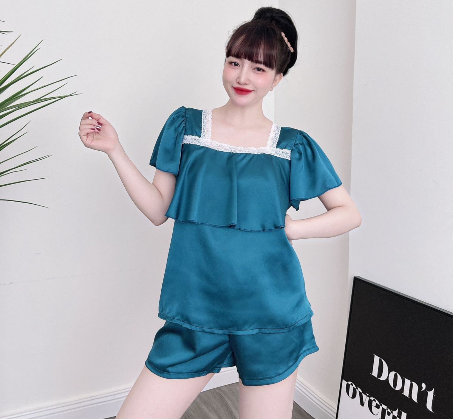 Đồ Bộ Bigsize Đùi Lụa Satin Cổ Vuông  50-100kg