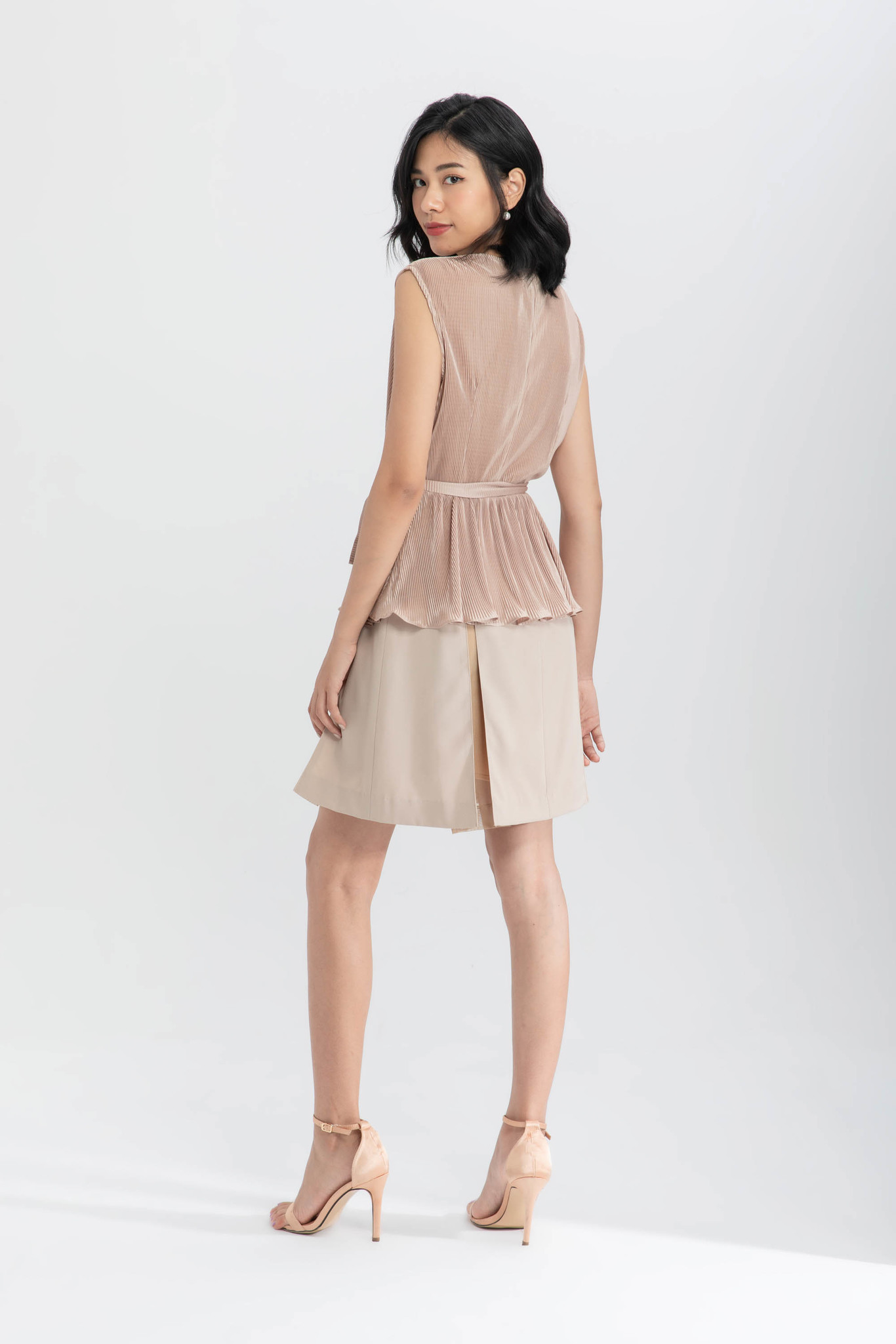 Áo Peplum dập ly nữ IVY moda MS 15M6422