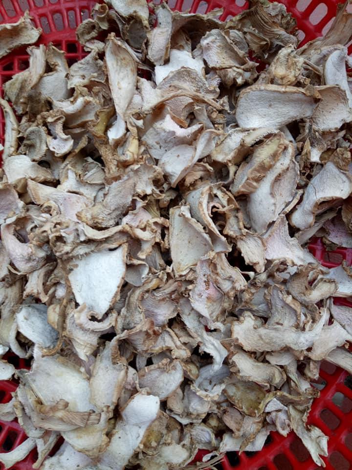 gừng gió ta phơi nắng sạch 100%. 100g