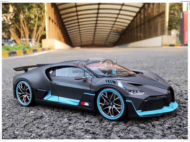 Xe mô hình Bugatti Divo, TL 1:24
