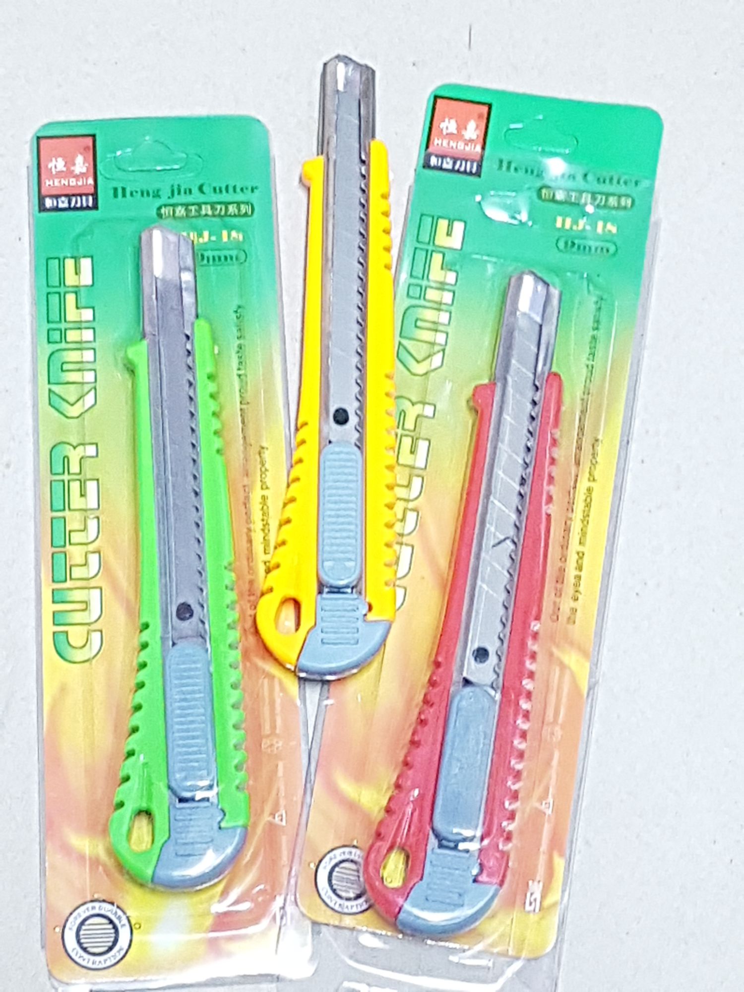 [HCM]dao rọc giấy nhỏ 2 cây màu
