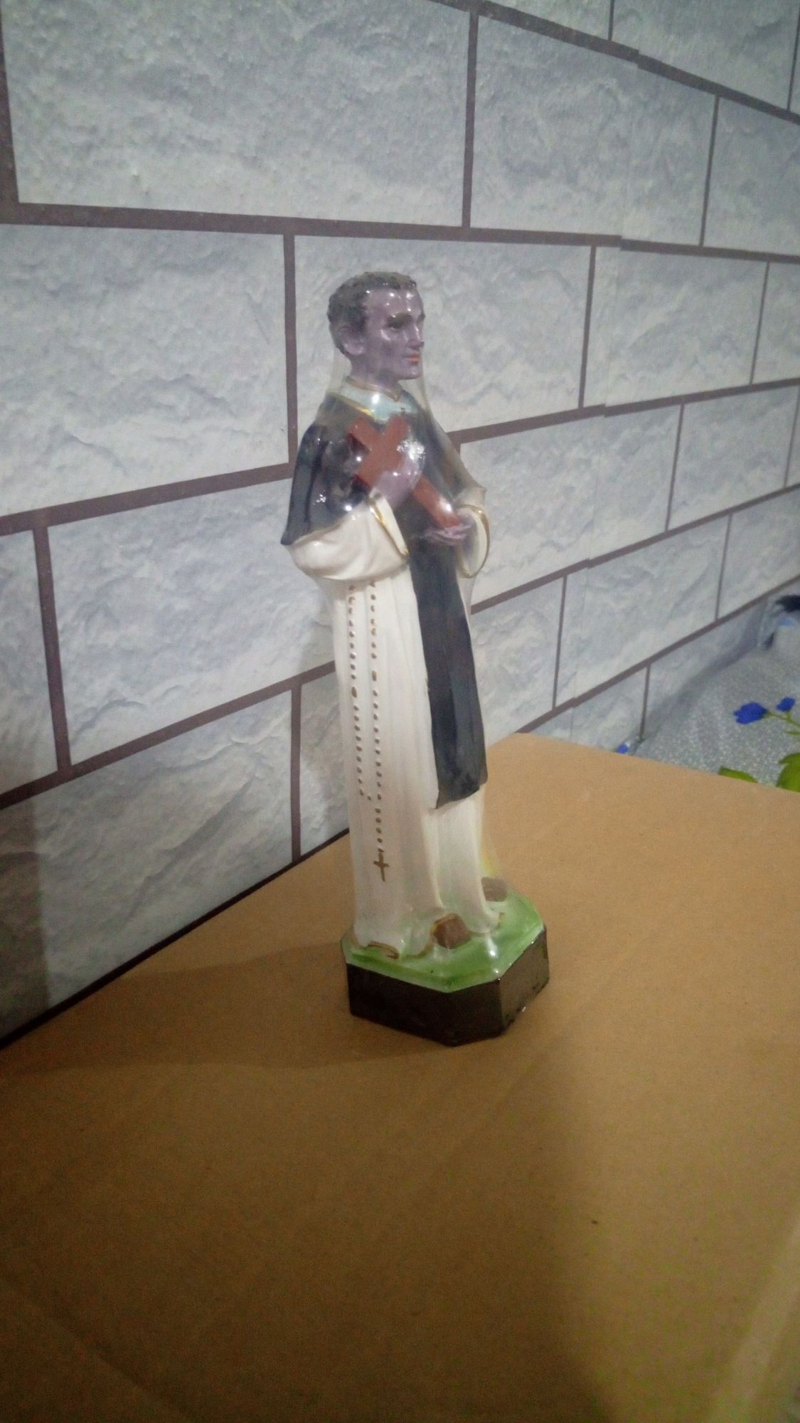 Tượng Thánh Mactino cao 20cm