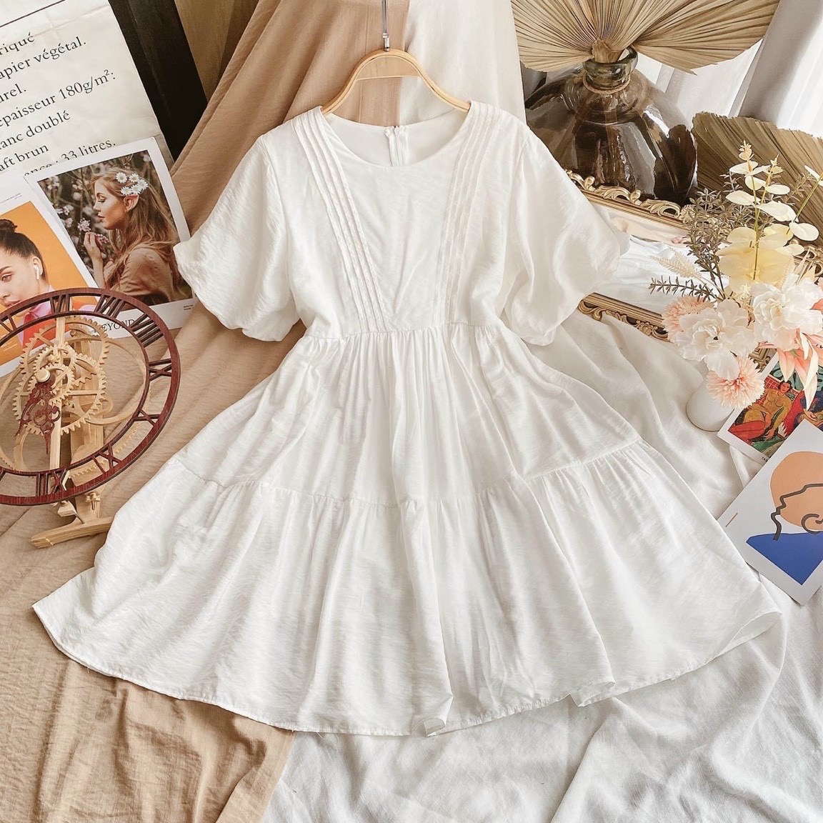Đầm babydoll trắng tầng xếp li
